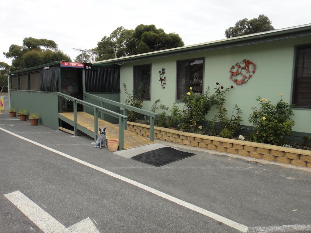 Lake Albert Caravan Park Hotel Meningie Luaran gambar